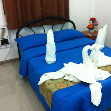 Rullan Apartelle Anda  Стая снимка