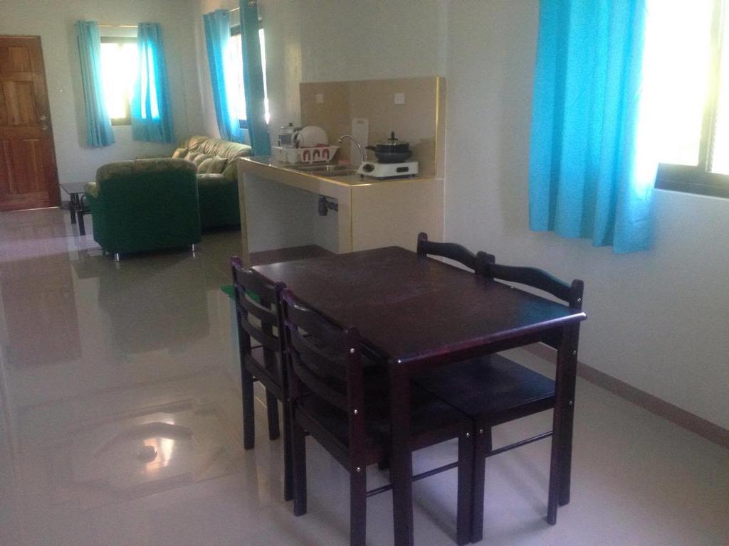 Rullan Apartelle Anda  Екстериор снимка