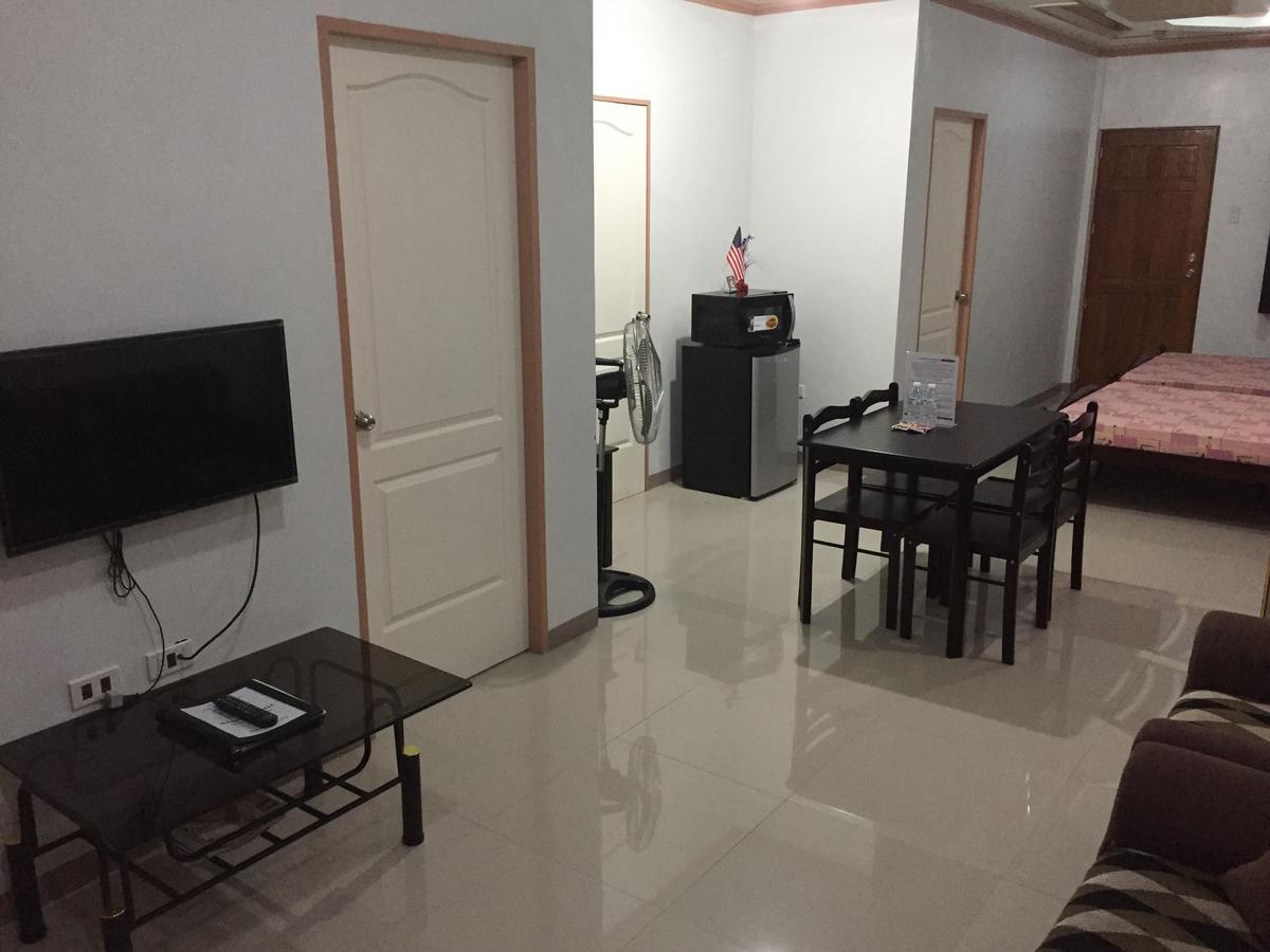 Rullan Apartelle Anda  Екстериор снимка